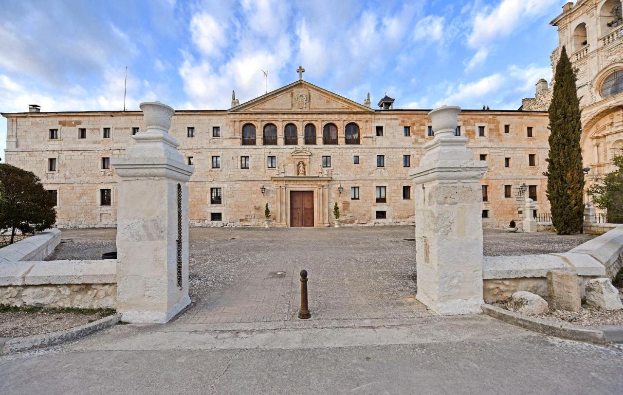 Hospedería Monasterio de La Vid La Vid y Barrios Exterior foto